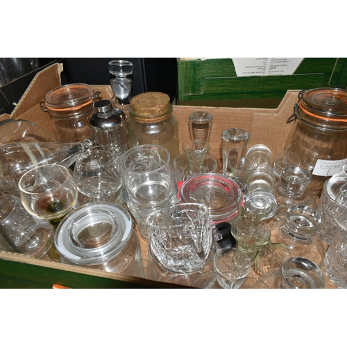 450 - FIVE BOXES AND LOOSE ASSORTED GLASSWARES ETC, to include art deco dressing table items, Royal Brierl... 