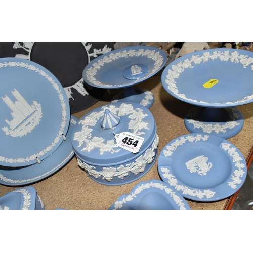 454 - A GROUP OF WEDGWOOD BLUE JASPERWARE AND OTHER CERAMICS, a boxed Royal Worcester 'Game Shooting' cup ... 