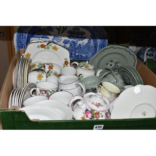 470 - THREE BOXES AND LOOSE TEA AND DINNER WARES ETC, to include six Wedgwood Aster cups, saucers and side... 