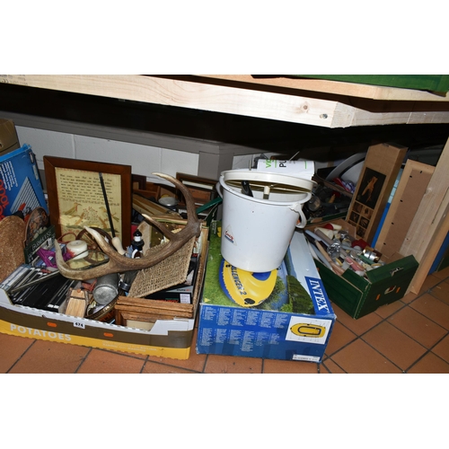 474 - SEVEN BOXES AND LOOSE ASSORTED SUNDRY ITEMS ETC, to include a Vigo Pulpmaster, Intex Challenger II i... 