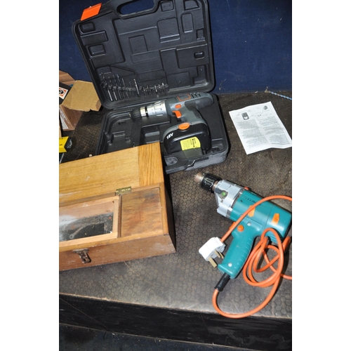 1086 - A SELECTION OF POWER AND HAND TOOLS including a Challenge Xtreme cordless drill with two batteries a... 