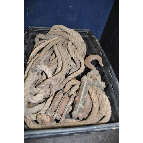 1094 - A QUANTITY OF LIFTING EQUIPMENT including two Yale Pul-lifts, a Pelco chain hoist, a rope and pulley... 