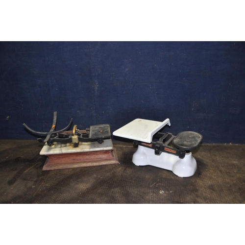 1111 - TWO VINTAGE SCALES FROM W&T AVERY AND ANOTHER, the Avery scales have an enamelled base and platter, ... 