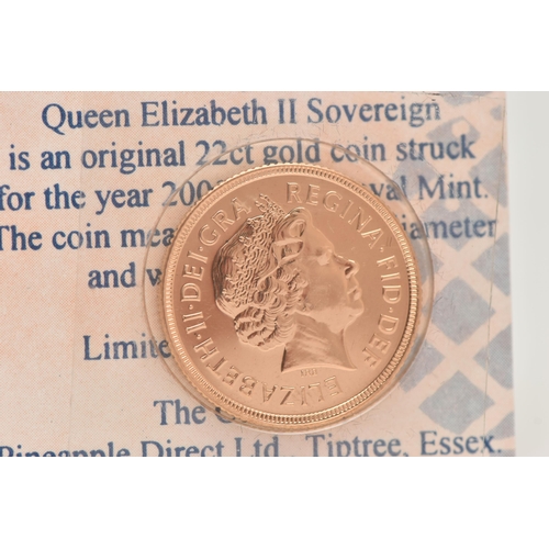 45 - A FULL 22ct GOLD SOVEREIGN COIN 2001 ELIZABETH II, .916 fine, 7.98 grams, 22.05mm, in blister pack w... 