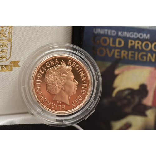 52 - A BOXED FULL 22CT GOLD SOVEREIGN PROOF 2007 ELIZABETH II COIN, 7.98 grams, 22.05mm, issue limit 10,0... 