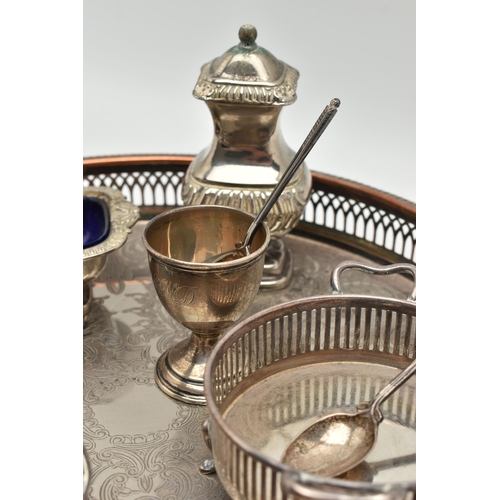 107 - A SMALL ASSORTMENT OF SILVER AND SILVER PLATE ITEMS, to include three silver napkin rings, of differ... 