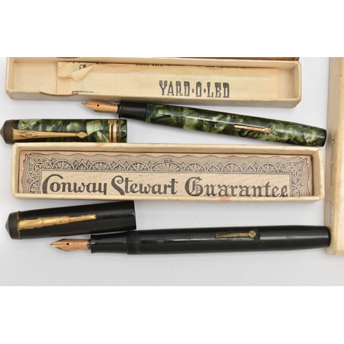 92 - FIVE PENS AND PENCILS, to include a Conway Stewart 388 pen with 14ct nib and green marble effect bod... 