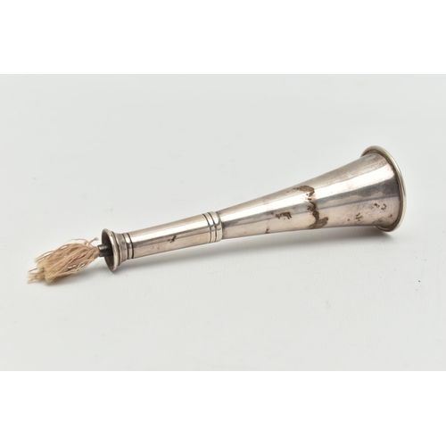 95 - AN EDWARDIAN SILVER NOVELTY TABLE LIGHTER, in the form of a hunting horn with wick, hallmarked 'Gold... 