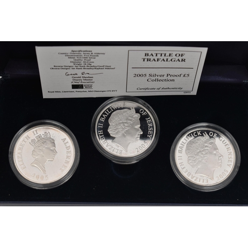 137 - WESTMINSTER BOXED 2007 5oz 60- DIAMOND PAVE SET SILVER COMMEMORATIVE PROOF SET, .999 Silver, togethe... 