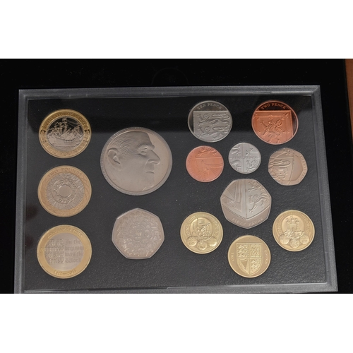 138 - A LARGE PLASTIC TUB TO INCLUDE MAINLY SILVER PROOF COINAGE A ROYAL MINT PREMIUM PROOF SET 2012, elev... 