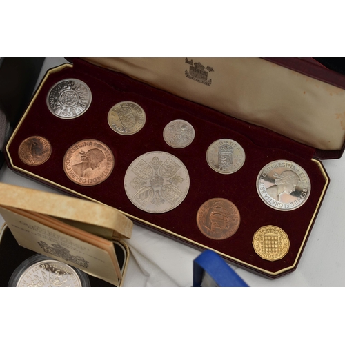 140 - A LARGE PLASTIC TUB CONTAINING MOSTLY ROYAL MINT COINAGE, to include a 2014 UK premium proof coin se... 