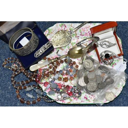 328 - ONE BOX OF CERAMICS AND SUNDRIES, to include two silver brooches and a white metal bracelet, a bag o... 