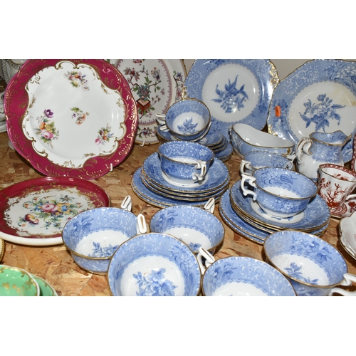 336 - A COLLECTION OF TEAWARE, to include a twenty eight piece Copeland Spode 'Spode's Camilla' tea set, a... 