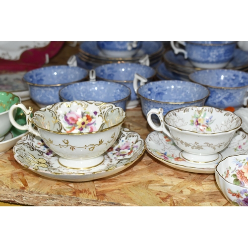 336 - A COLLECTION OF TEAWARE, to include a twenty eight piece Copeland Spode 'Spode's Camilla' tea set, a... 