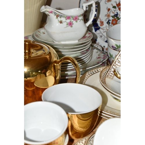 337 - A GROUP OF TEAWARE, to include an Aynsley part tea set painted with landscapes, impressed marks to b... 