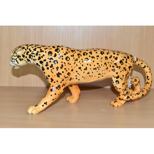 356 - A BESWICK LEOPARD FIGURE, model number 1082, height 12cm (1) (Condition Report: crazing lines visibl... 