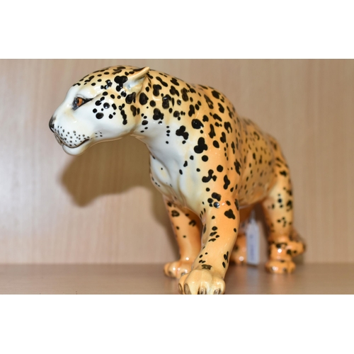 356 - A BESWICK LEOPARD FIGURE, model number 1082, height 12cm (1) (Condition Report: crazing lines visibl... 