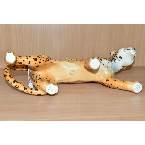 356 - A BESWICK LEOPARD FIGURE, model number 1082, height 12cm (1) (Condition Report: crazing lines visibl... 