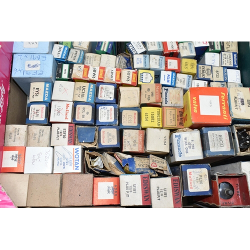 445 - A QUANTITY OF ASSORTED BOXED AND UNBOXED VALVES, not tested, assorted sizes and types, boxed example... 