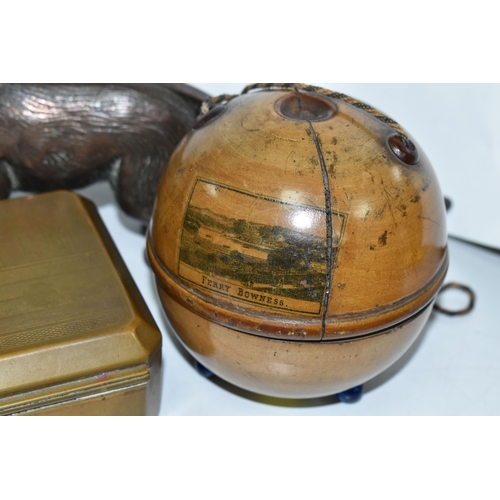 475 - AN EARLY 20TH CENTURY DESK TOP OAK PEN STAND, with chrome fronted  perpetual Calander and a pair of ... 