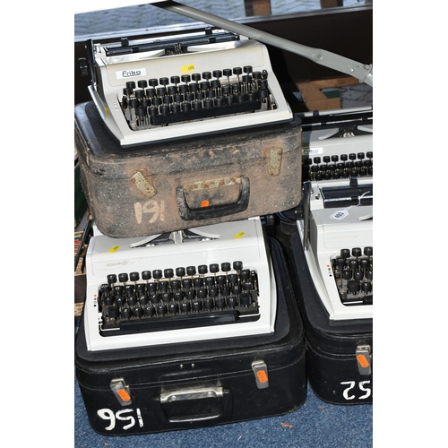 493 - FIVE ROBOTRON 'ERIKA' TYPEWRITERS, mechanical model No.105 made in GDR, with carry cases (5 + 5 case... 