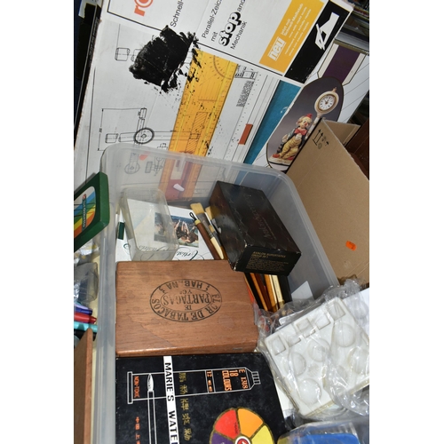 500 - FIVE BOXES AND LOOSE ART MATERIALS AND EQUIPMENT, to include a boxed Winsor & Newton No 116 'Perfect... 