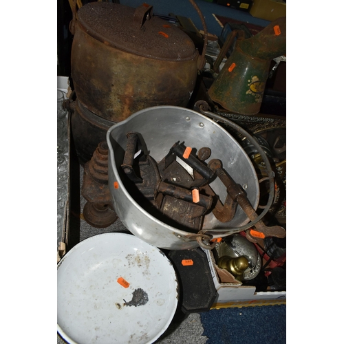 530 - TWO BOXES AND LOOSE METALWARE, to include two cast iron cooking pots, a brass coal scuttle and log b... 