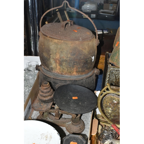 530 - TWO BOXES AND LOOSE METALWARE, to include two cast iron cooking pots, a brass coal scuttle and log b... 