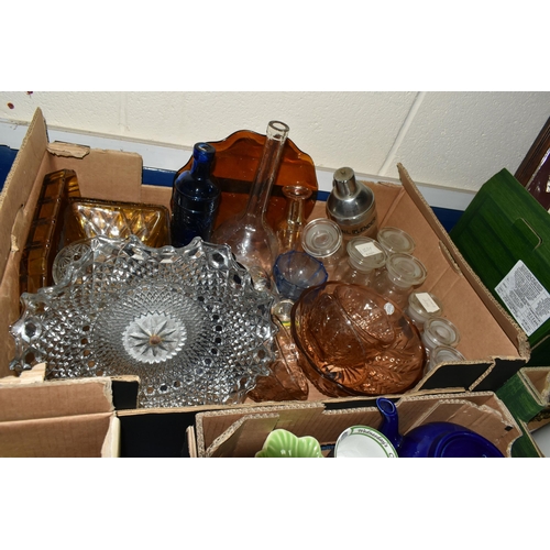 572 - SEVEN BOXES AND LOOSE CERAMICS, GLASS, METAL, SINGLES, PICTURES AND SUNDRY ITEMS, to include a brass... 