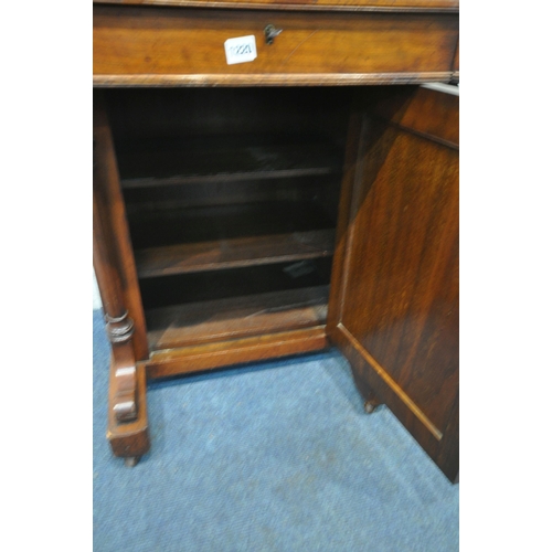 1220 - AN EARLY 20TH CENTURY MAHOGANY DAVENPORT, fitted with a double door top section, enclosing four draw... 