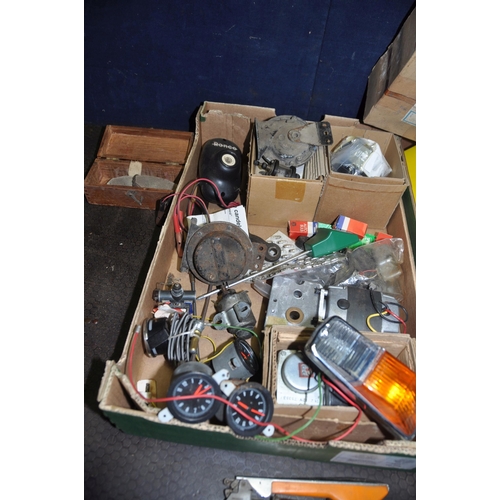 1081 - THREE TRAYS CONTAINING VINTAGE CAR PARTS AND TOOLING including tail lights, a Lucas headlight bulb, ... 