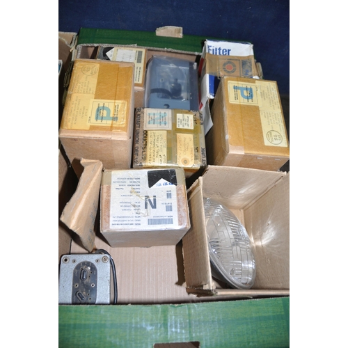 1081 - THREE TRAYS CONTAINING VINTAGE CAR PARTS AND TOOLING including tail lights, a Lucas headlight bulb, ... 