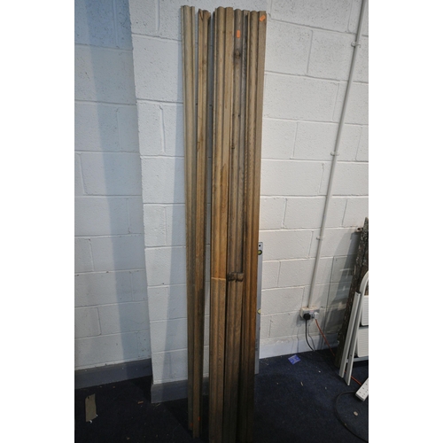 1108 - A QUANTITY OF OAK ARCHITRAVE, to include ten matching 210cm lengths, two 102cm lengths, and two simi... 