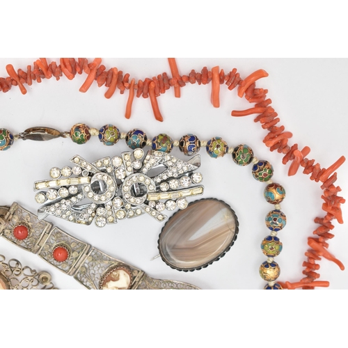 116 - A SMALL BAG OF ASSORTED JEWELLERY, to include a coral branch bead necklace, fitted with a base metal... 