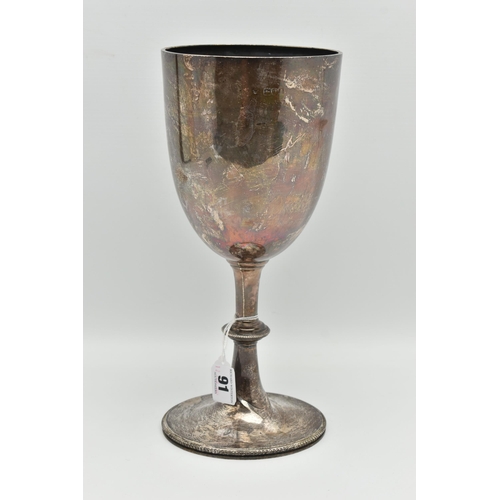 91 - AN EARLY 20TH CENTURY SILVER TROPHY CUP, the plain bowl on a knopped stem and circular foot with bea... 