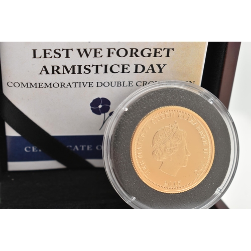 139 - A 9CT COMMEMORATIVE DOUBLE CROWN PROOF COIN, commemorating Armistice day, dated 2015, stated weight ... 