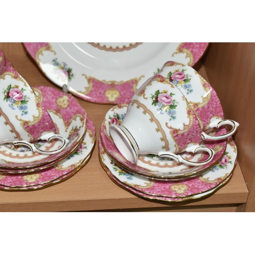 336 - AN EIGHTEEN PIECE ROYAL ALBERT 'LADY CARLYLE' PART TEA SET, comprising a dinner plate, six tea plate... 