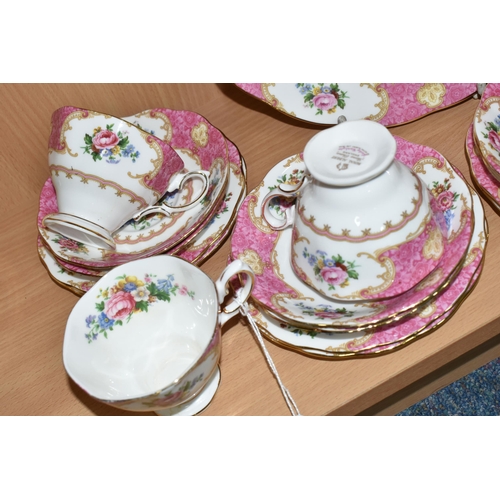 336 - AN EIGHTEEN PIECE ROYAL ALBERT 'LADY CARLYLE' PART TEA SET, comprising a dinner plate, six tea plate... 