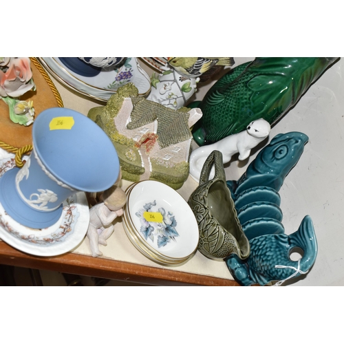 356 - A GROUP OF DECORATIVE CERAMIC ITEMS ETC, to include Coalport 6071 pattern plates and a dish - one pl... 