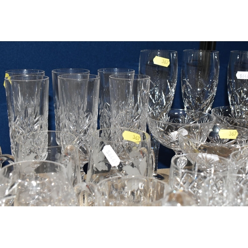 367 - A SET OF FIVE 'THE CUNARD STEAM SHIP COMPANY LIMITED' CUT GLASS WHISKY TUMBLERS AND A QUANTITY OF DR... 