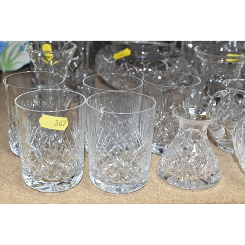 367 - A SET OF FIVE 'THE CUNARD STEAM SHIP COMPANY LIMITED' CUT GLASS WHISKY TUMBLERS AND A QUANTITY OF DR... 