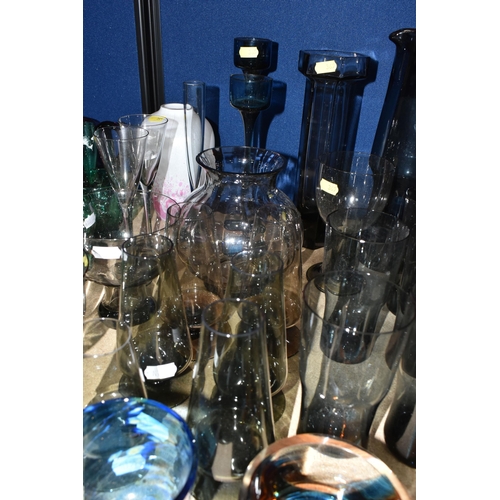 369 - A GROUP OF MID TO LATE 20TH CENTURY COLOURED GLASSWARE, including a Dartington Brutus vase, height 2... 