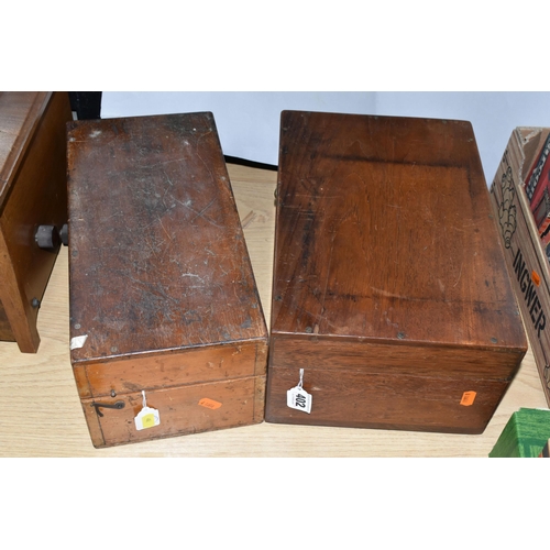 402 - A CASED ELLIOTT BROTHERS 'CENTURY' MAINS TESTING SET, No.4590, with a cased Gallenkamp Resistor Box,... 