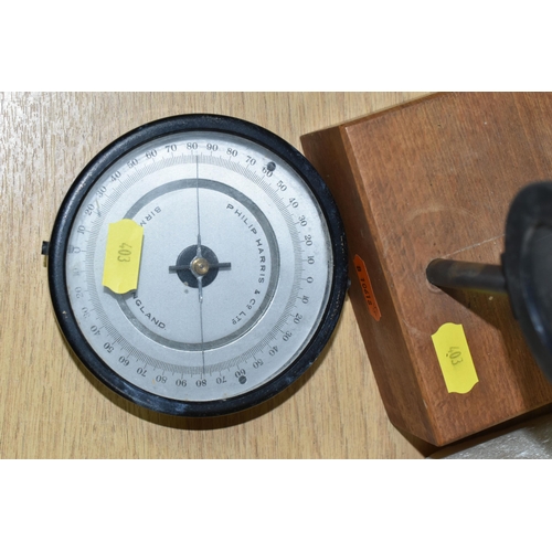 403 - A CASED HENRY BROWN & SON LTD. 'SESTREL'  RADIANT HANDBEARING COMPASS, appears complete and in fairl... 