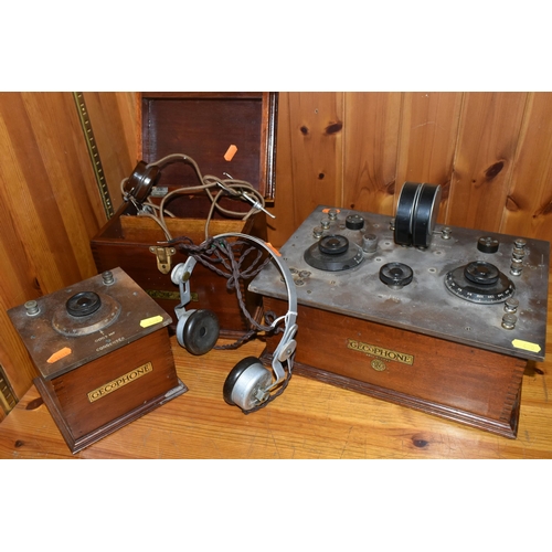 420 - BBC GECOPHONE EARLY RADIO EQUIPMENT, to include a BC 3250 radio, condenser and two cased pairs of he... 