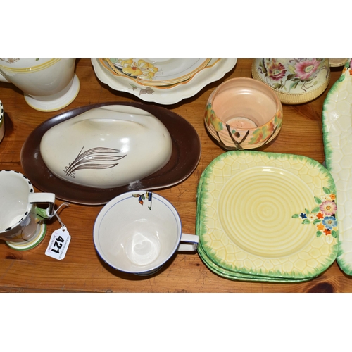 421 - A GROUP OF CERAMICS, to include a fourteen piece Art Deco Burleigh coffee set with matching wash bas... 