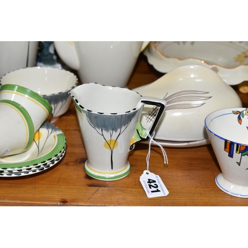 421 - A GROUP OF CERAMICS, to include a fourteen piece Art Deco Burleigh coffee set with matching wash bas... 