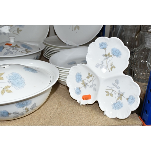 435 - A WEDGWOOD 'ICE ROSE' PART DINNER SERVICE, to include dinner plates, soup bowls, side plates, starte... 