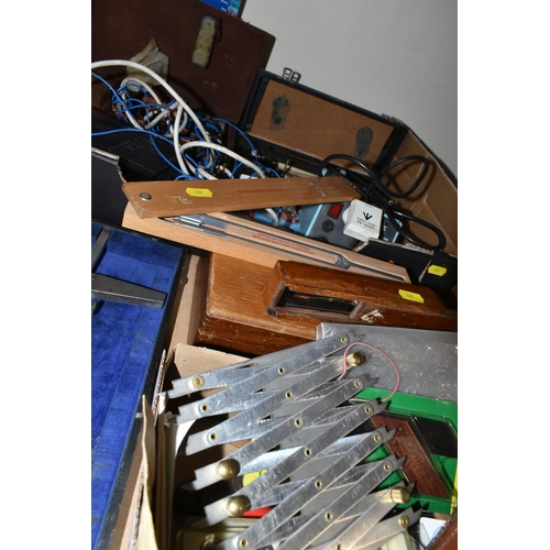 472 - A SMALL COLLECTION OF ENGINEERS TOOLS ETC, to include a Diprofil finishing machine, an RS fixed volt... 