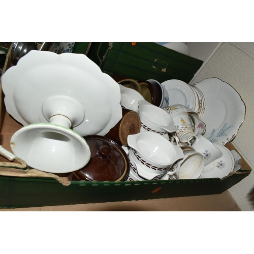 484 - FOUR BOXES AND LOOSE ASSORTED TEA AND KITCHEN WARES ETC, to include Crown Staffordshire teacups, sau... 